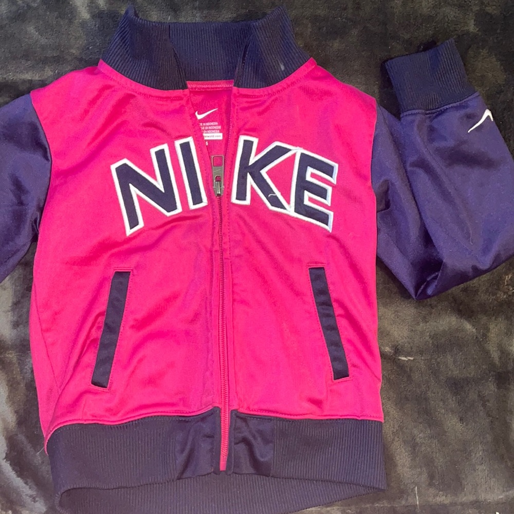 girls Nike zip up